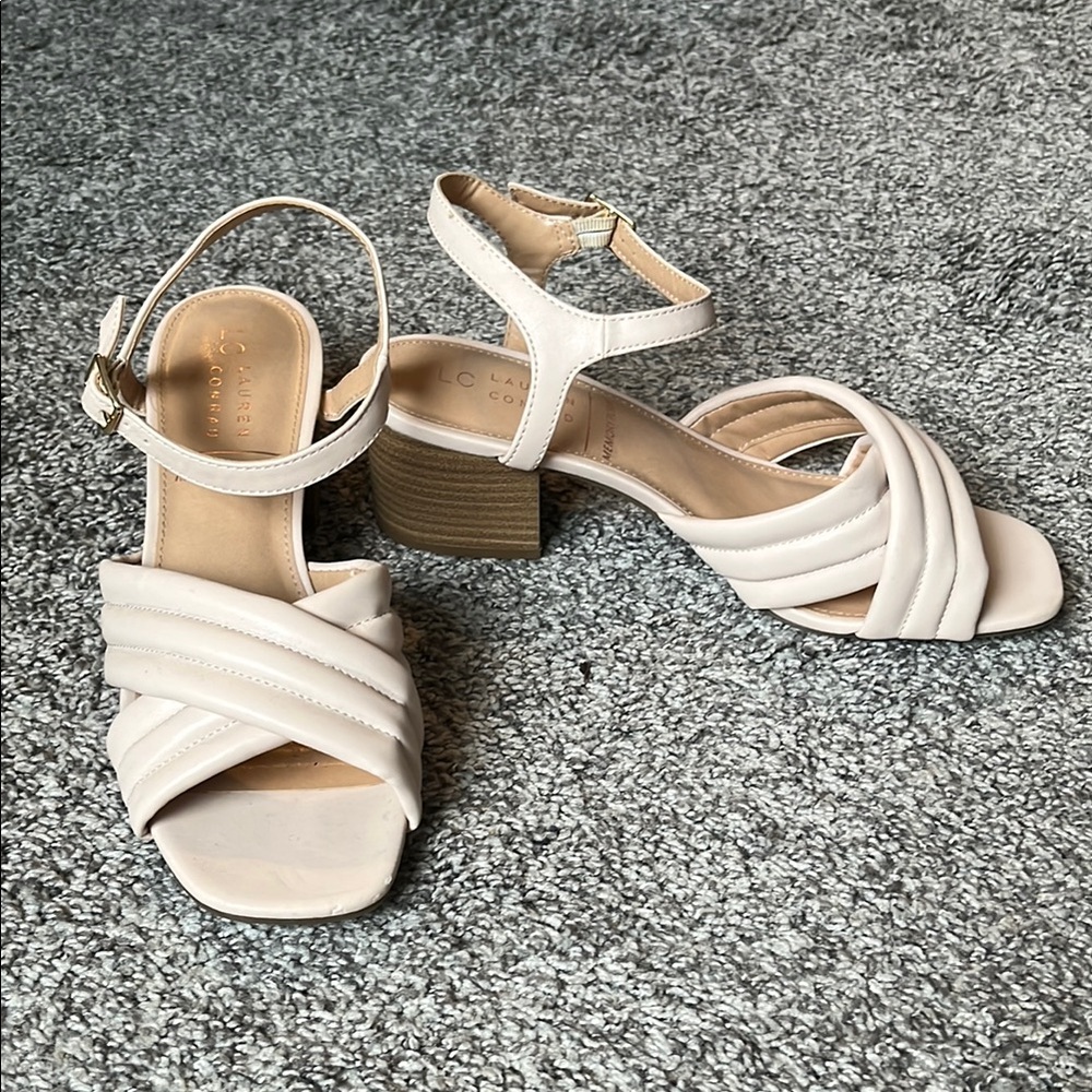 LC Lauren Conrad memory foam heel